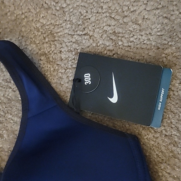 Nike Pro Rival Sports Bra - Picture 2 of 3